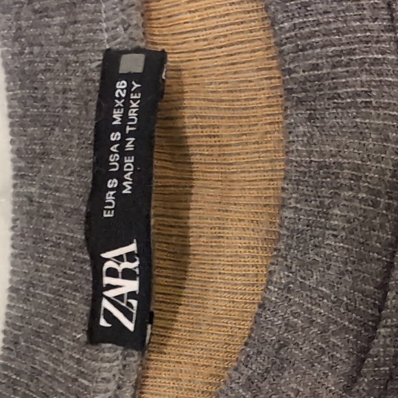 Zara Cropped Sweater - Picture 4 of 4